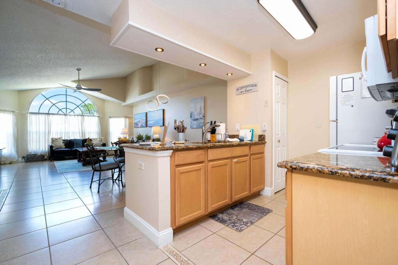 Beautiful Cozy Retreat Near Disney - Spacious Condo Kissimmee Exterior photo